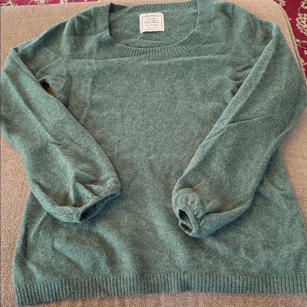 Cashmere Sweater by Old Navy Size XSmall Maternity Green (NH)